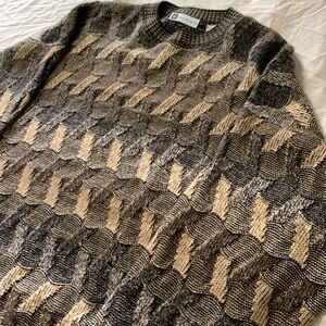 VINTAGE BACHRACH XL BLACK, TAN & BROWN 90’s STYLE COOGI SWEATSHIRT